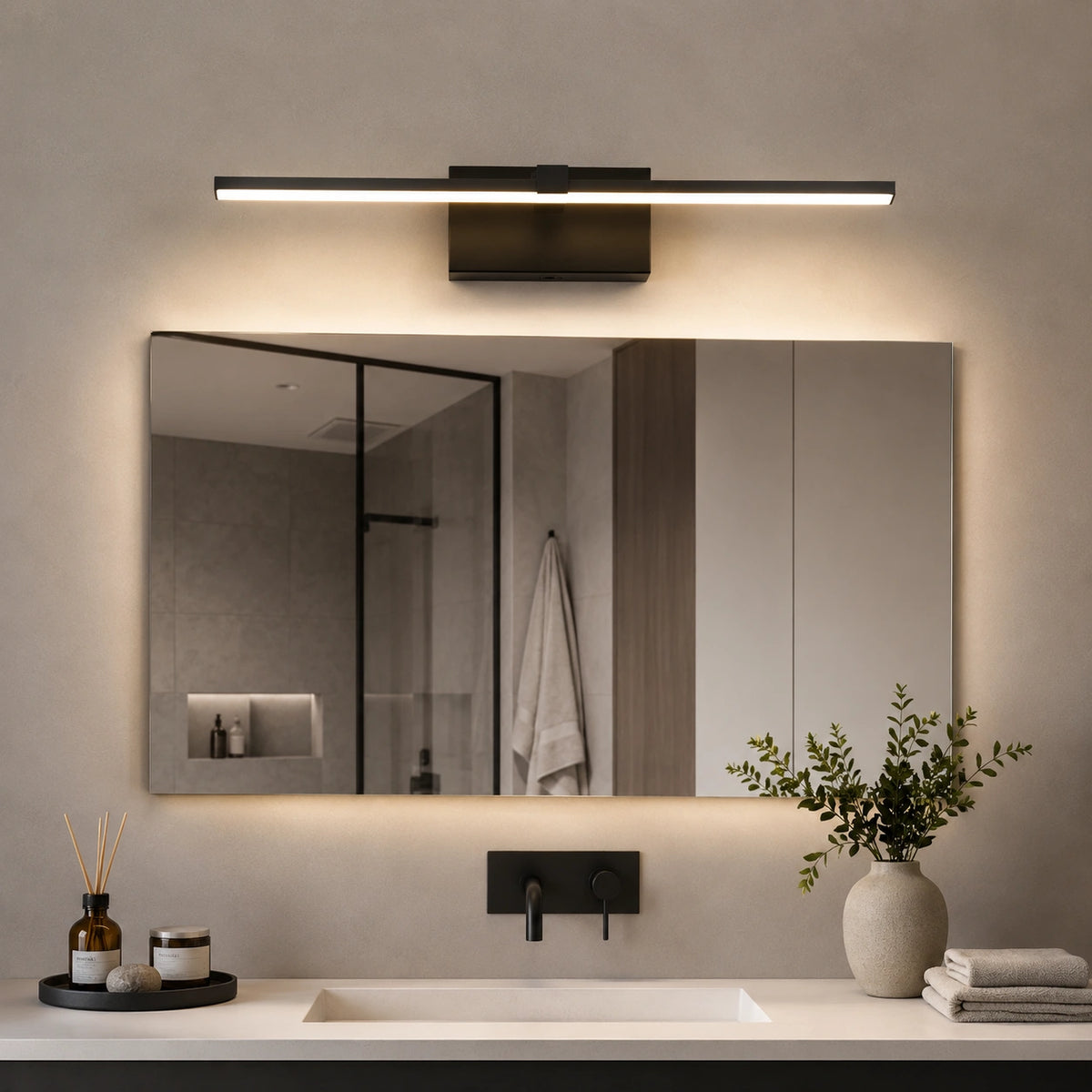 Applique Murale Design LED Noir & Blanc | Lustrea