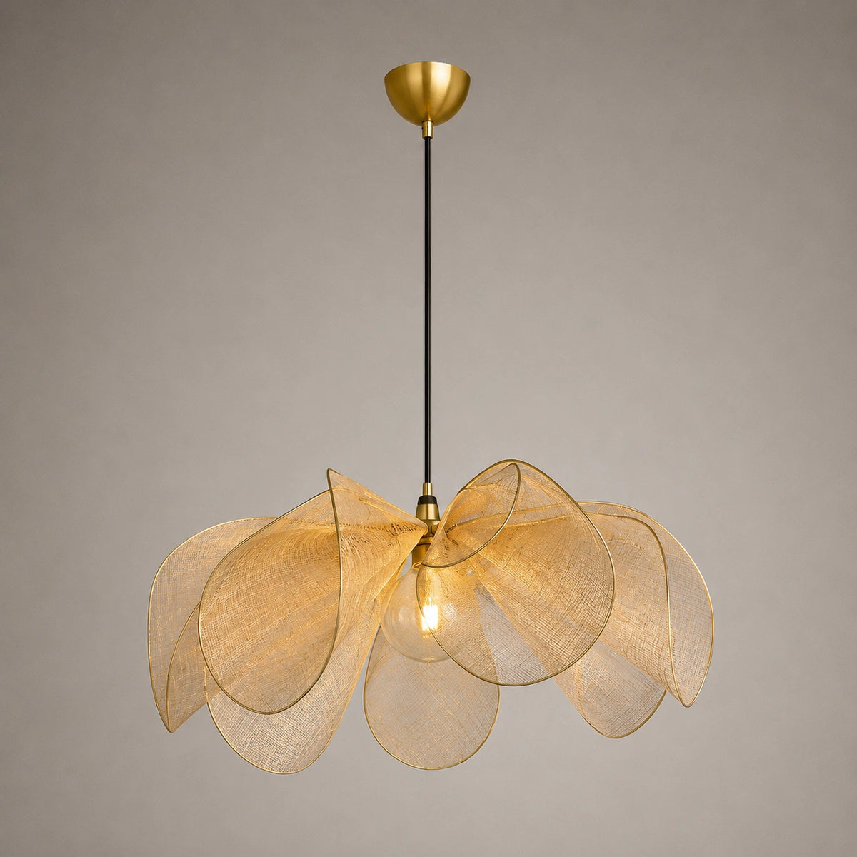 Suspension Japandi Fleure beige - pétale en tissu crème