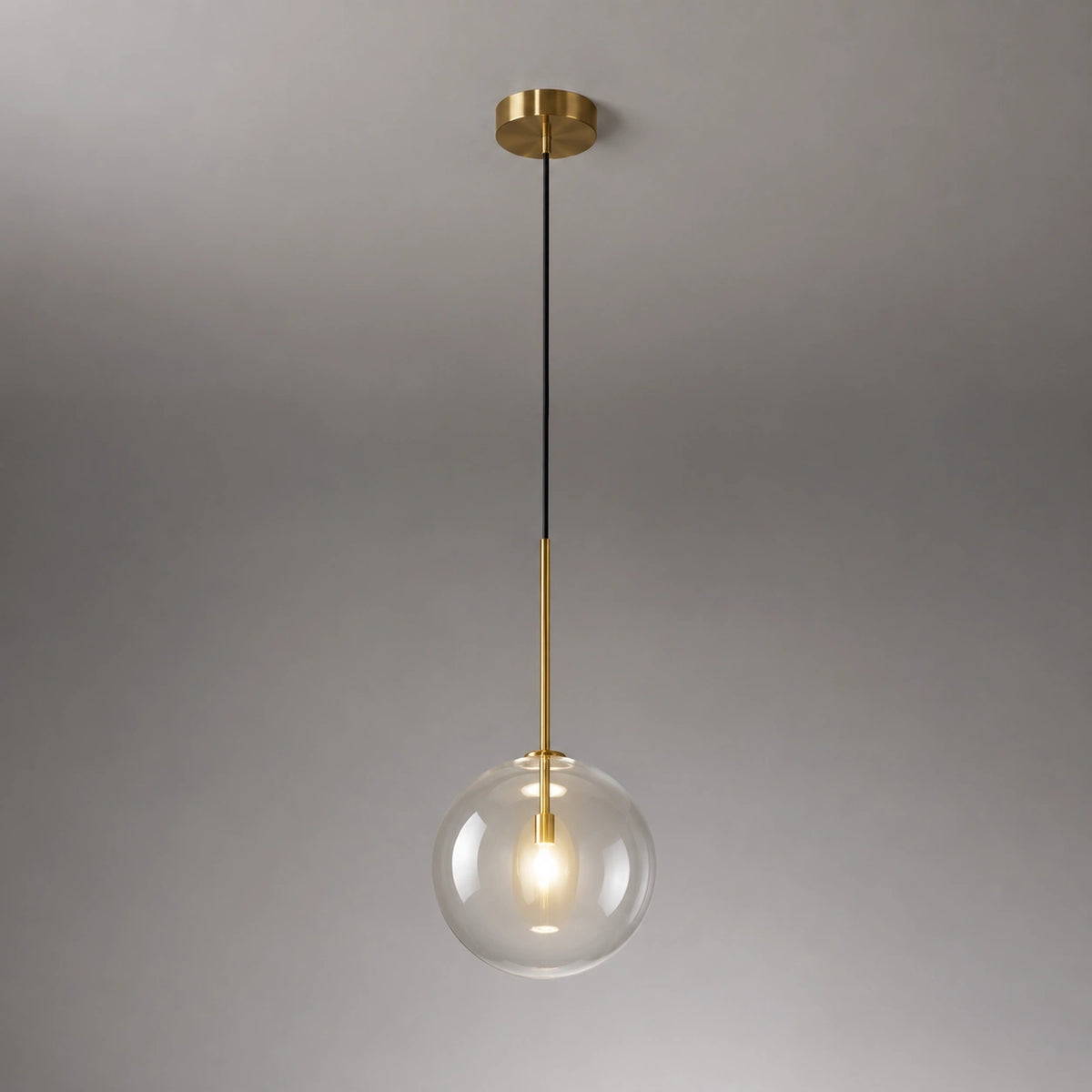 Suspension boule en verre - style contemporain