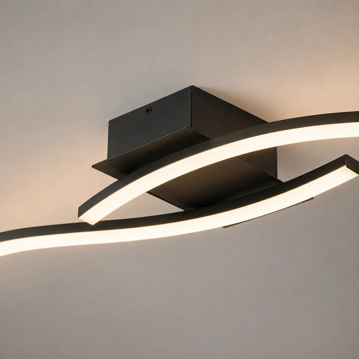 Plafonnier noir - Design industriel Élégant
