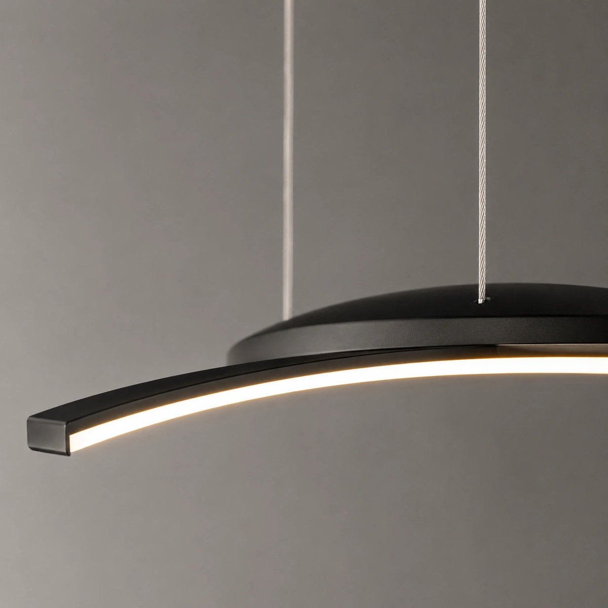 Lustre LED moderne noir –  design vague
