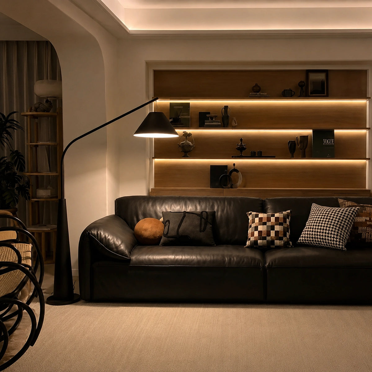 Lampadaire Arc Noir – Luminaire Minimaliste avec Abat-Jour Tissu⎥Bellani
