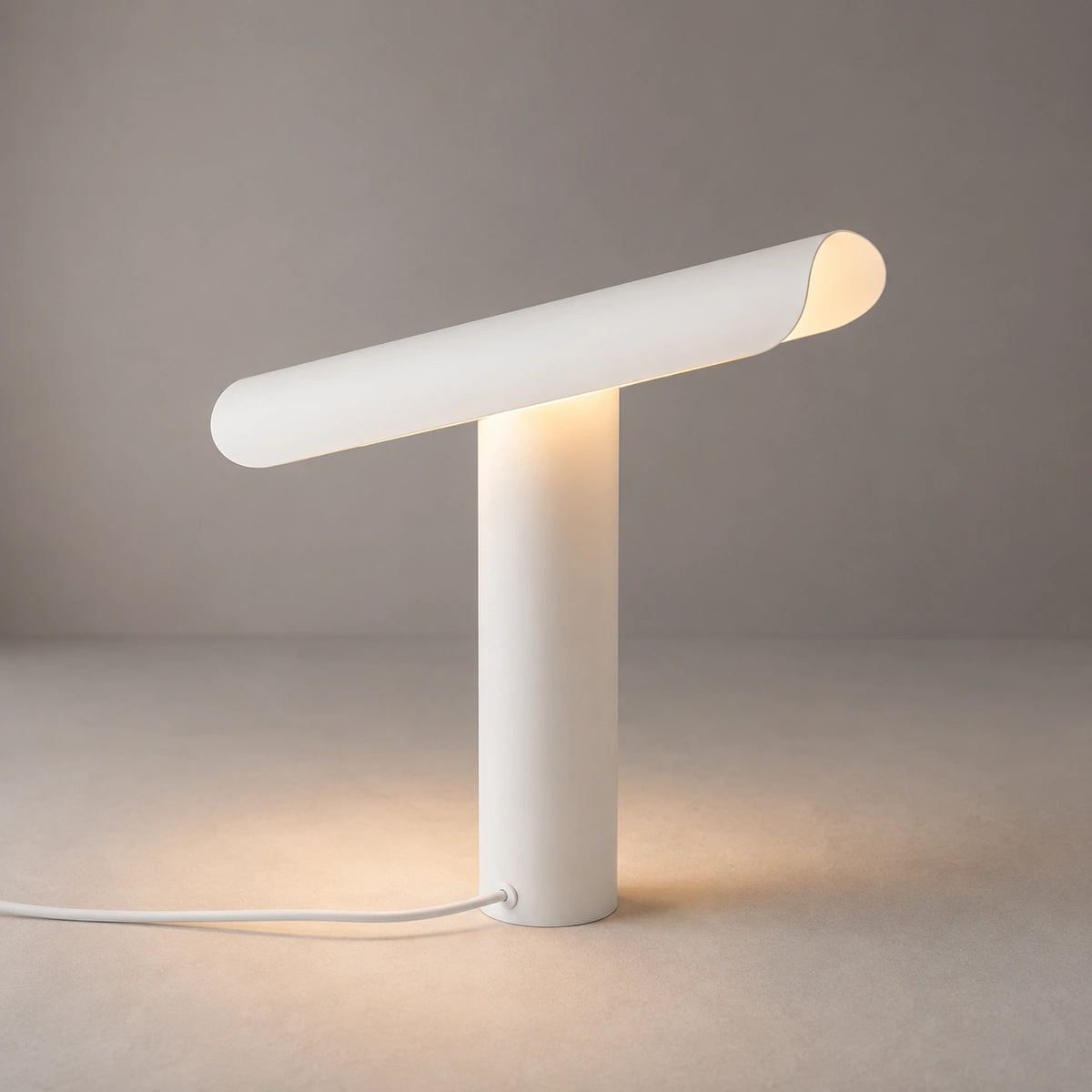 Lampe de Table LED Design en Métal Coloré – Éclairage Décoratif Moderne - VINNY