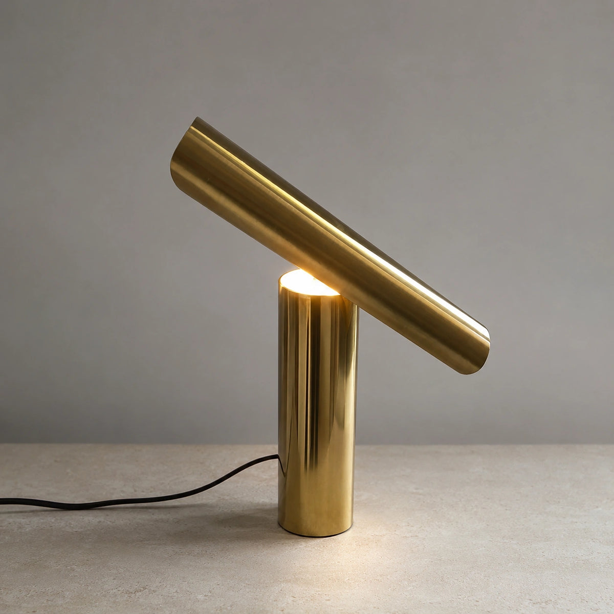 Lampe de Table LED Design en Métal Coloré – Éclairage Décoratif Moderne - VINNY
