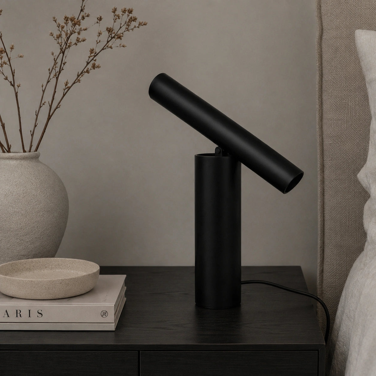 Lampe de Table LED Design en Métal Coloré – Éclairage Décoratif Moderne - VINNY