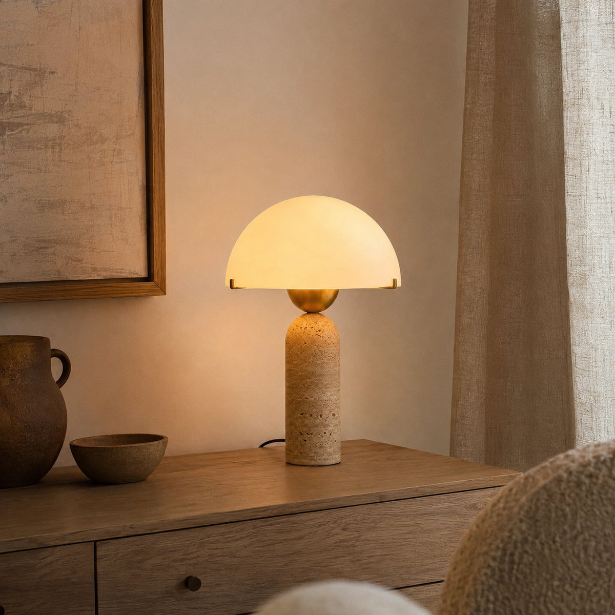 Lampe de Table Signature en Travertin Naturel et Verre – Élégance Minérale au Design Contemporain