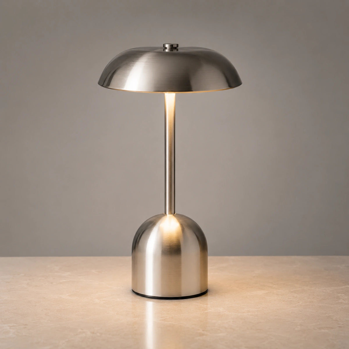 Lampe de Table LED Rechargeable en Métal Dorée – Lampe Tactile Dimmable